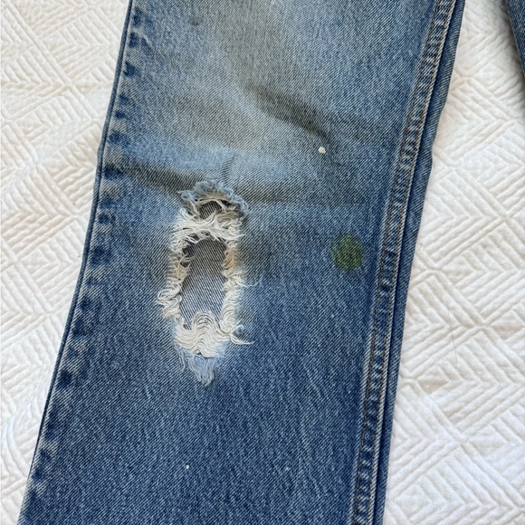 Vintage Levi’s straight leg jeans - Picture 2 of 9